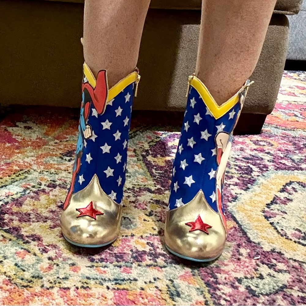 Superman Wonder Woman boots Size 39 irregular choice - Picture 3 of 11
